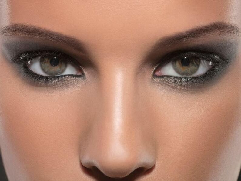 perfect bridge of nose